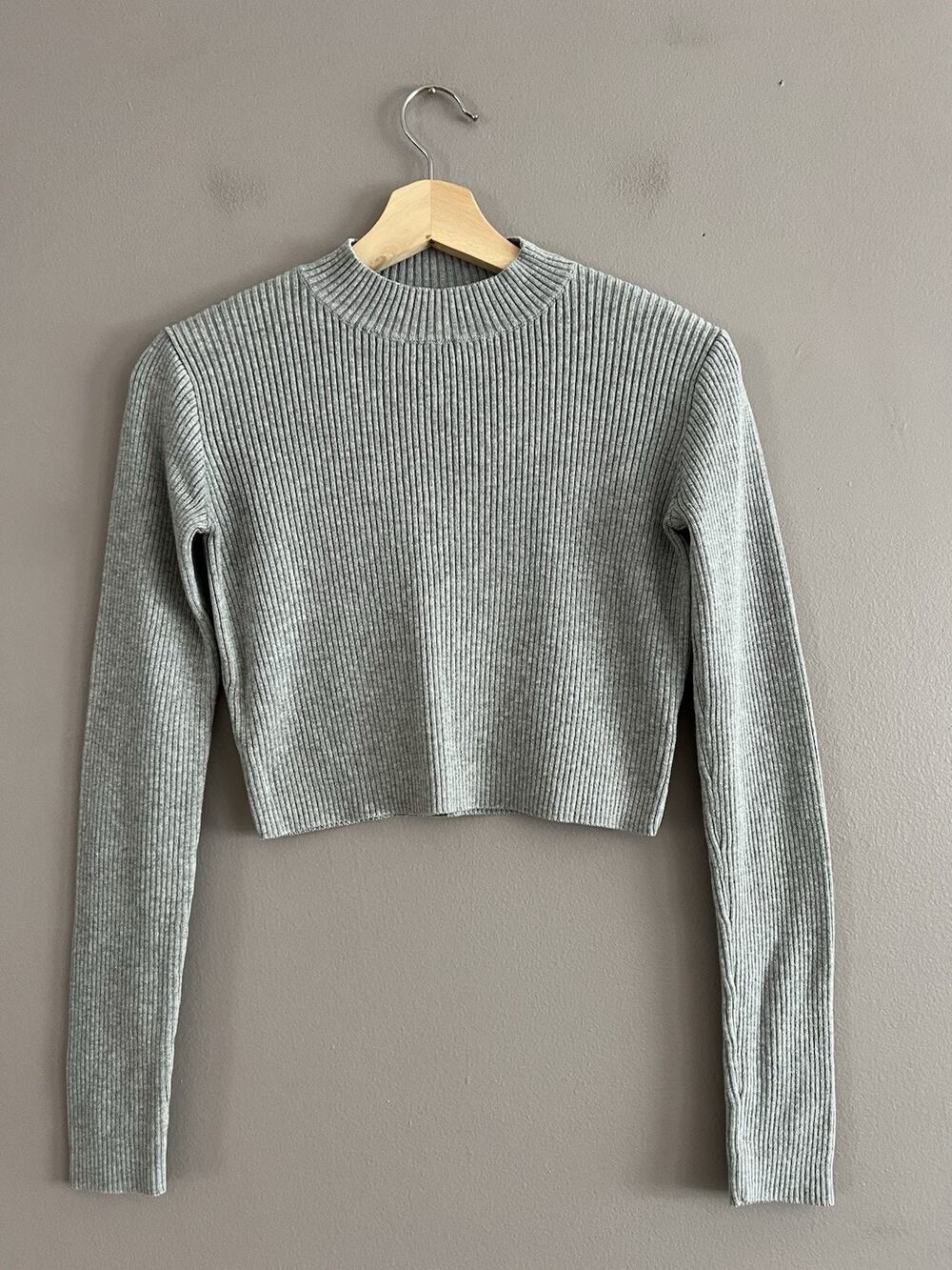 Brandy Melville Women's Cropped Mock Neck Ribbed Top Long Sleeve Gray One Size